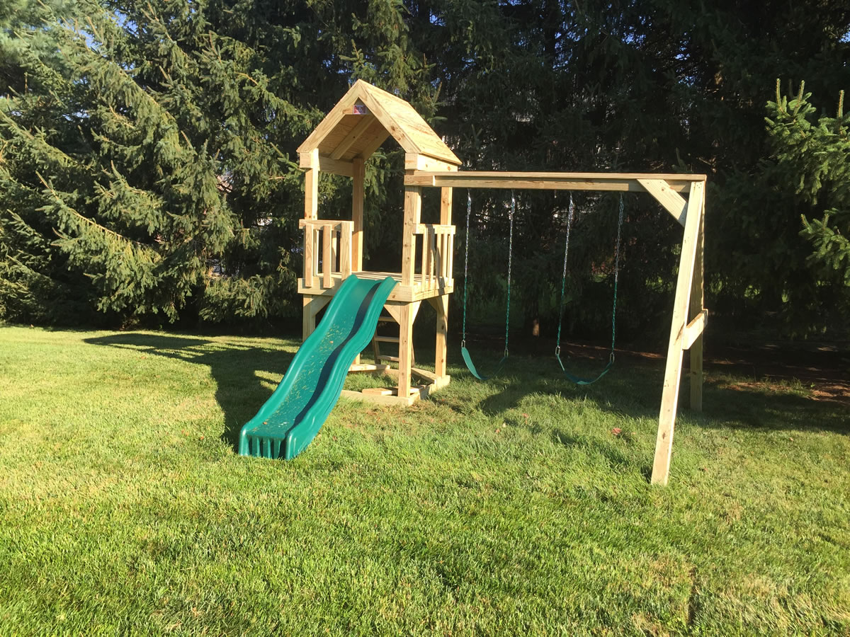 Clifty Creek Playsets photo